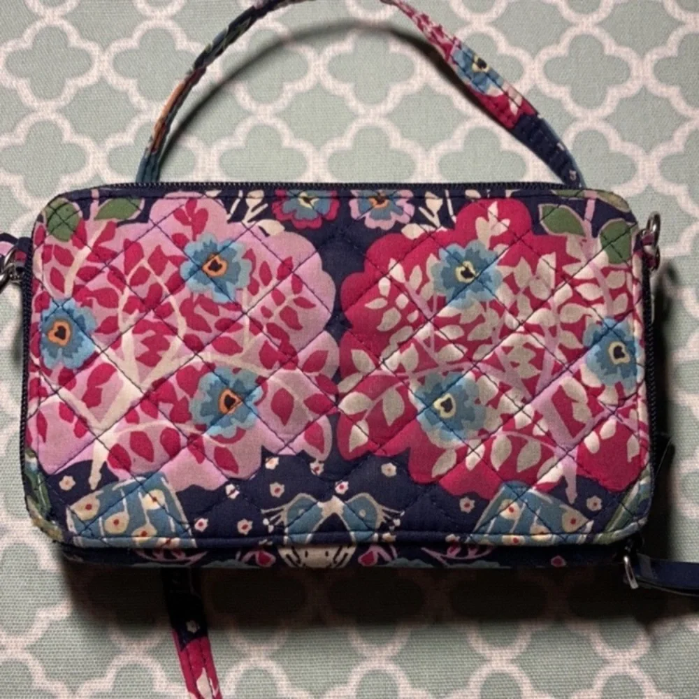 Vera Bradley Fox Forest All in One Crossbody Wallet RFID - Picture 9 of 13